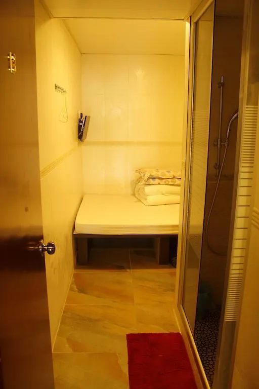 Sun Ying Hotel Hong Kong 0*,  Çin
